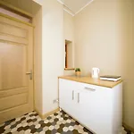 Apartment Quiet Old Town With Elevator Access *